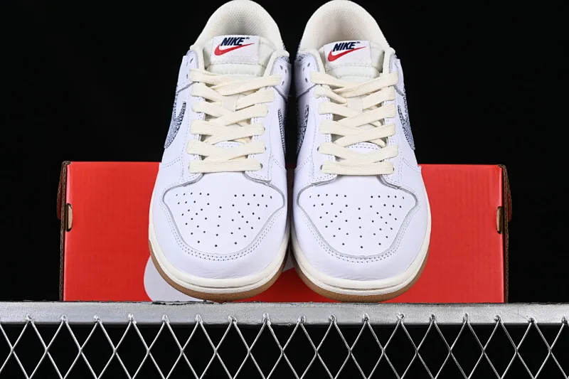 All categories Nk SB Dunk series Nk SB Dunk Low low-top sneakers J version Nk Dunk Low "Washed Denim" washed denim SB dunk series low-top casual sports skateboard shoes FN6881-100